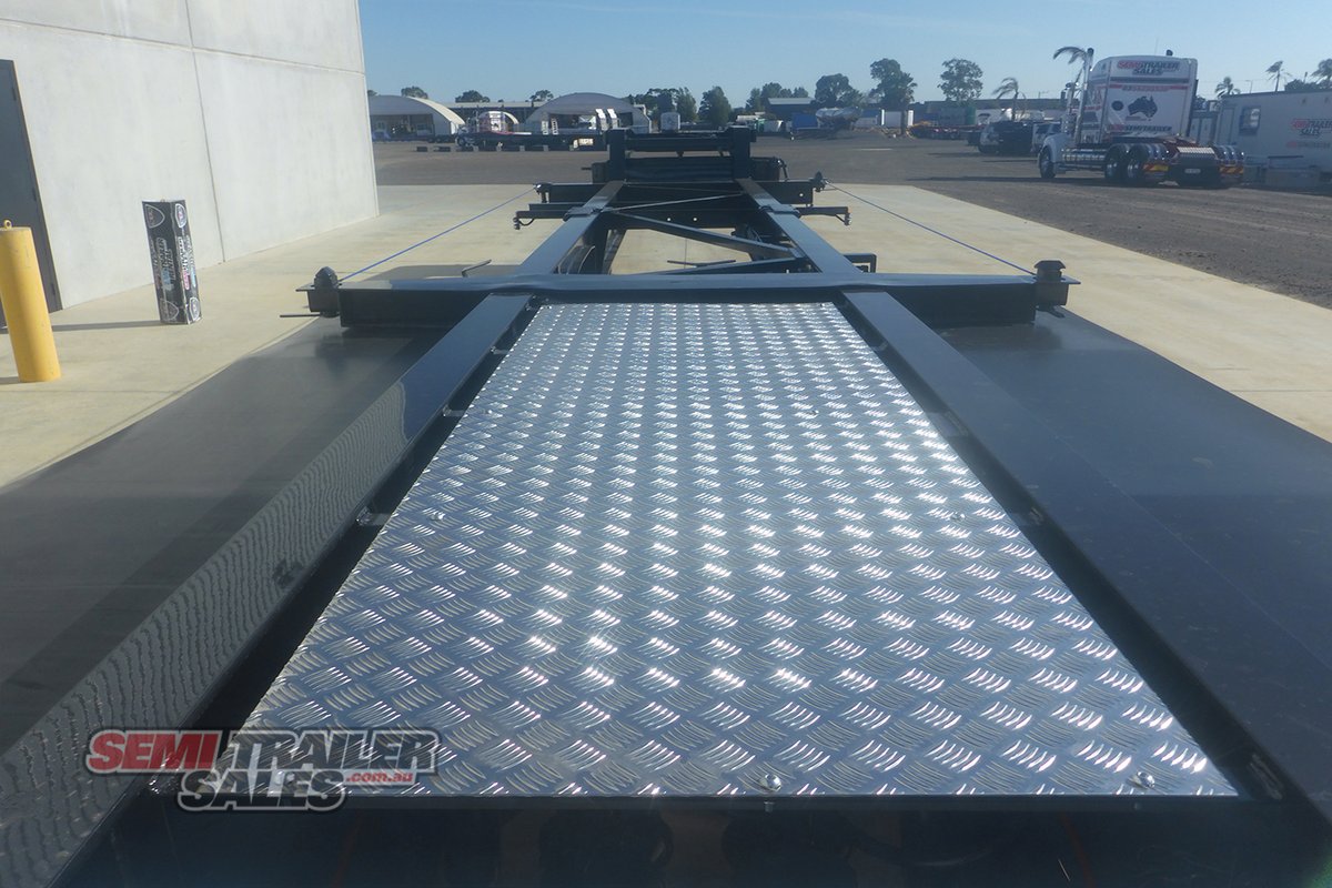 MAXITRANS SKEL TRAILER