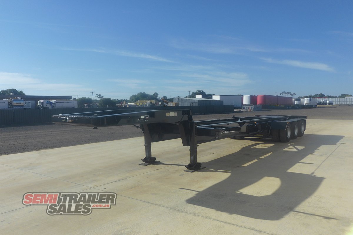 MAXITRANS SKEL TRAILER