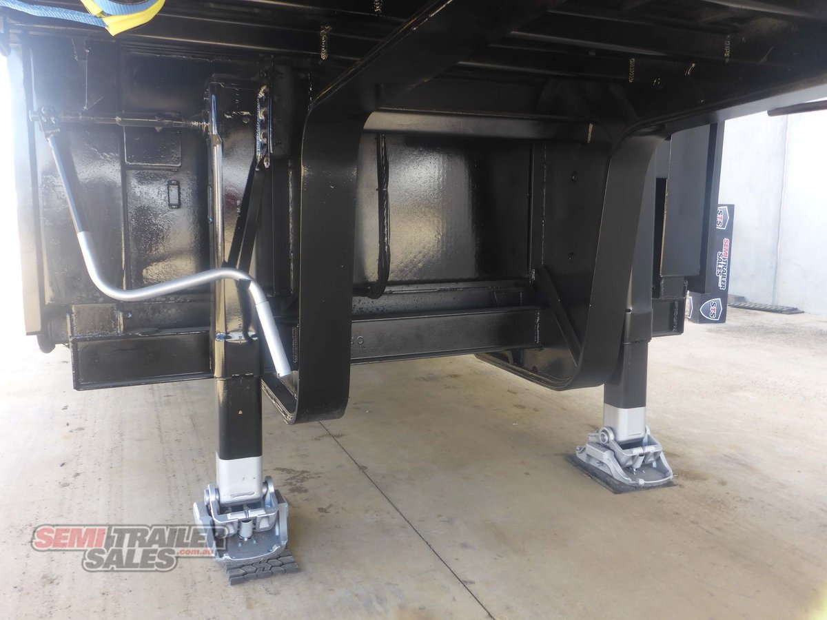 VAWDREY DROP DECK TRAILER