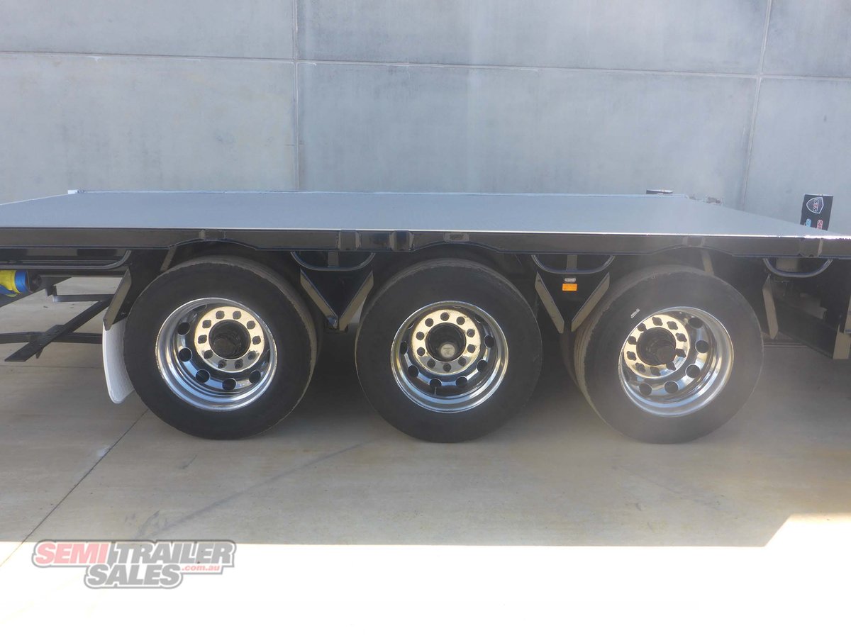 VAWDREY DROP DECK TRAILER