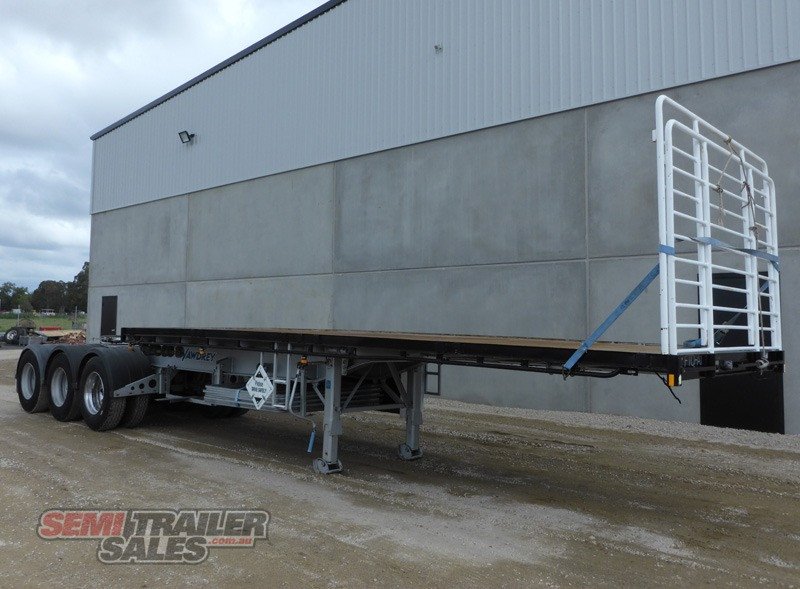 VAWDREY FLAT TOP TRAILER