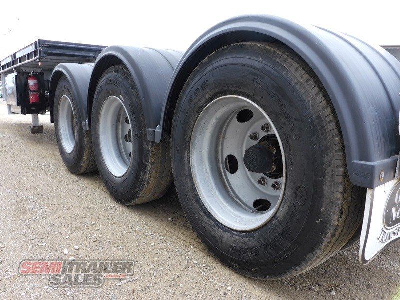 VAWDREY FLAT TOP TRAILER