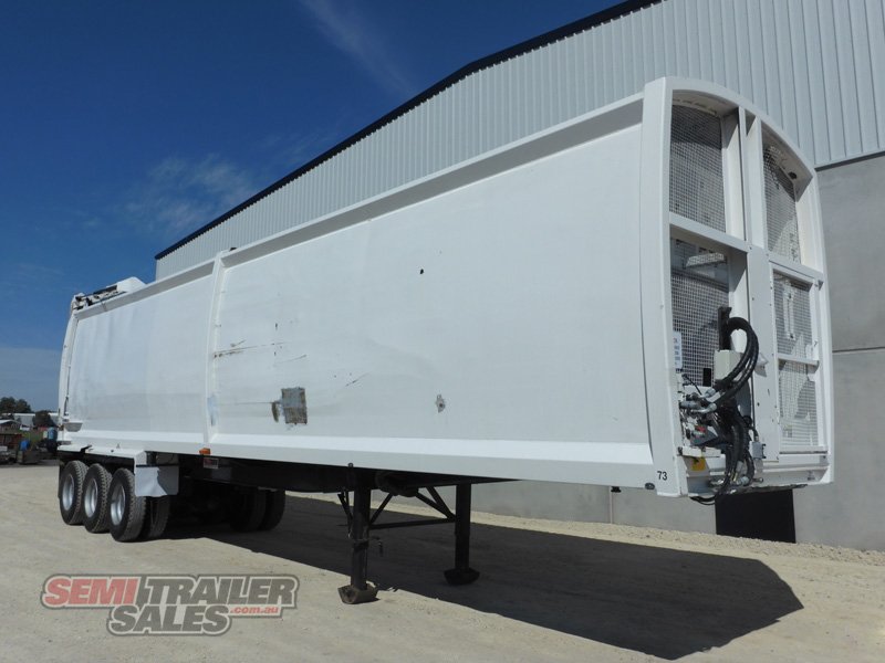 MAXITRANS REFRIGERATED TRAILER