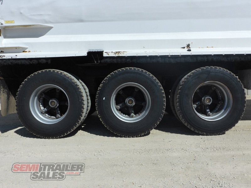 MAXITRANS REFRIGERATED TRAILER