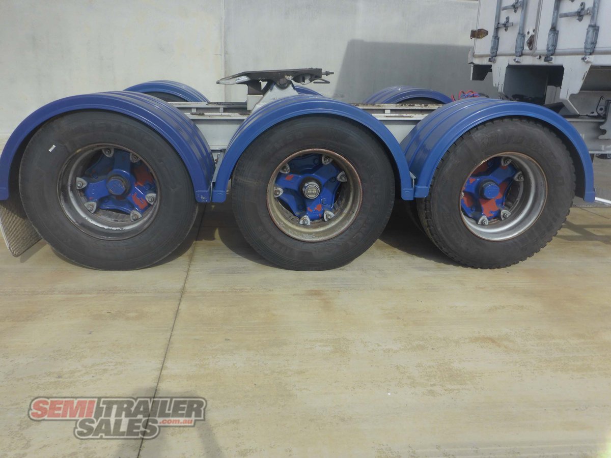 KRUEGER CURTAINSIDER TRAILER