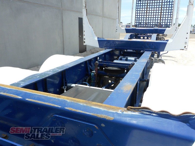 UNKNOWN TRAILER