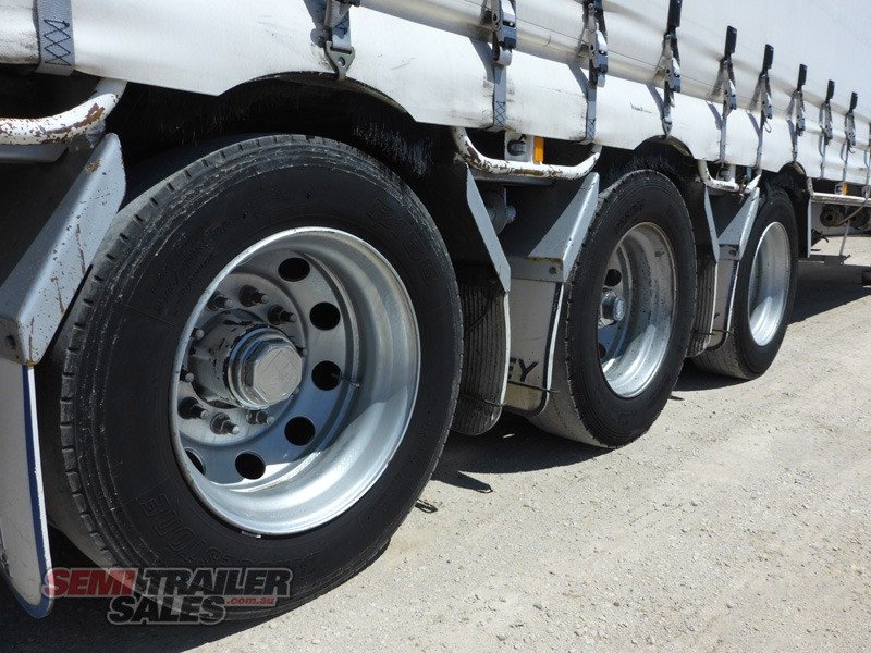 VAWDREY DROP DECK TRAILER