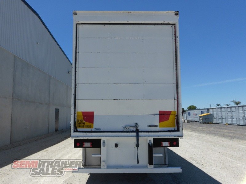 2005 MAXITRANS SEMI 48FT PANTECH TRAILER
