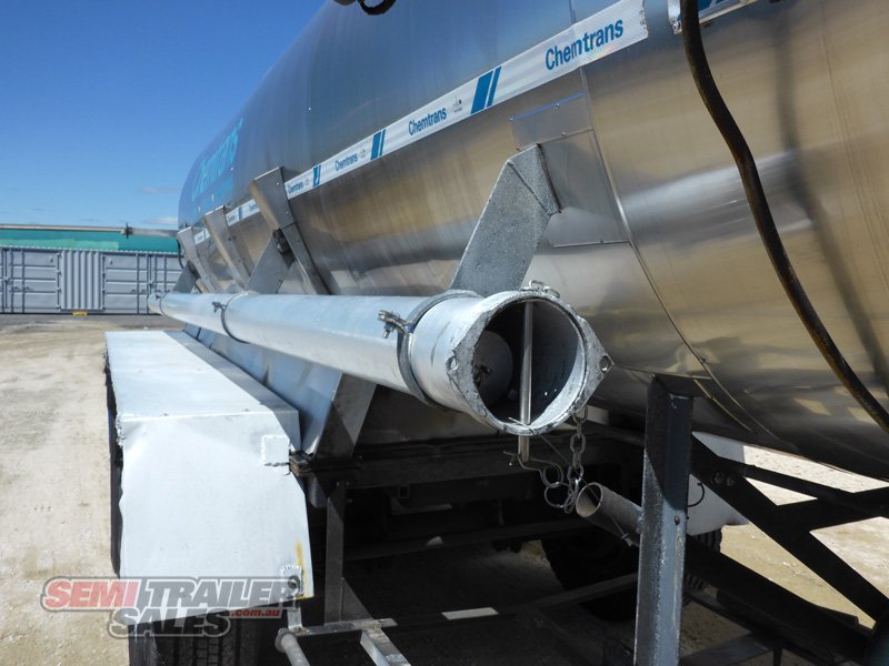 CUSTOM TRAILER