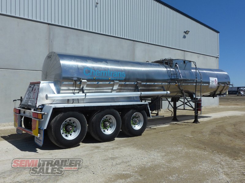 CUSTOM TRAILER