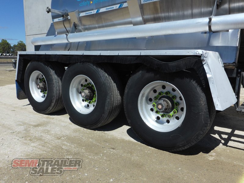 CUSTOM TRAILER