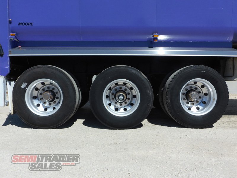 MOORE TIPPER TRAILER