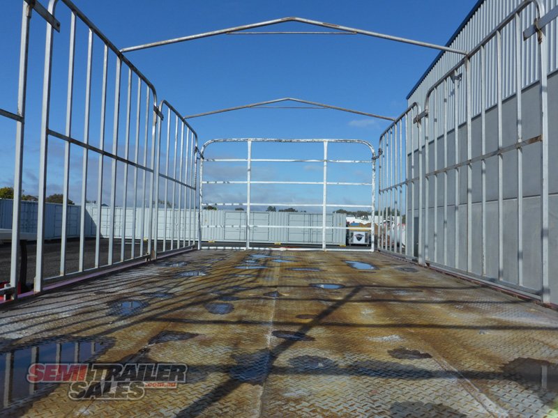 1983 FRUEHAUF 10 PALLET FLAT TOP A TRAILER