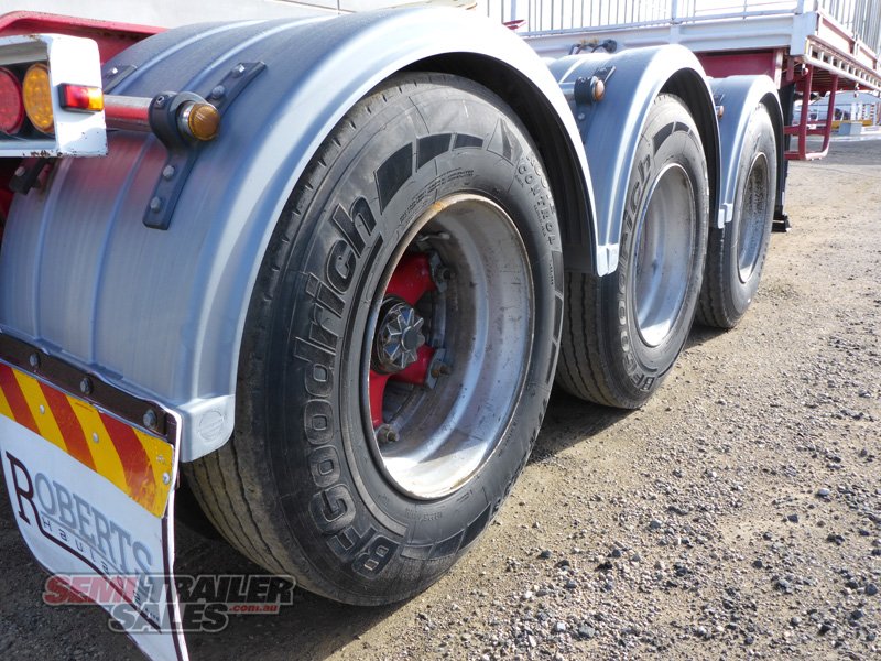 1983 FRUEHAUF 10 PALLET FLAT TOP A TRAILER