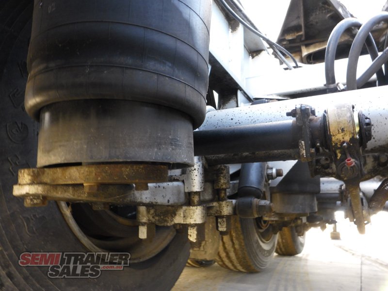 KRUEGER DROP DECK TRAILER