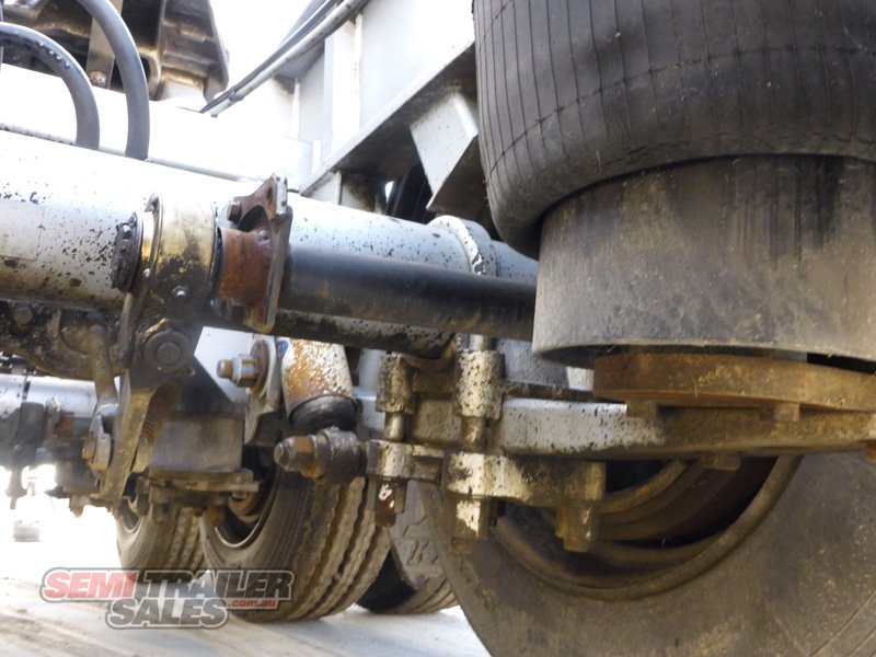 KRUEGER DROP DECK TRAILER