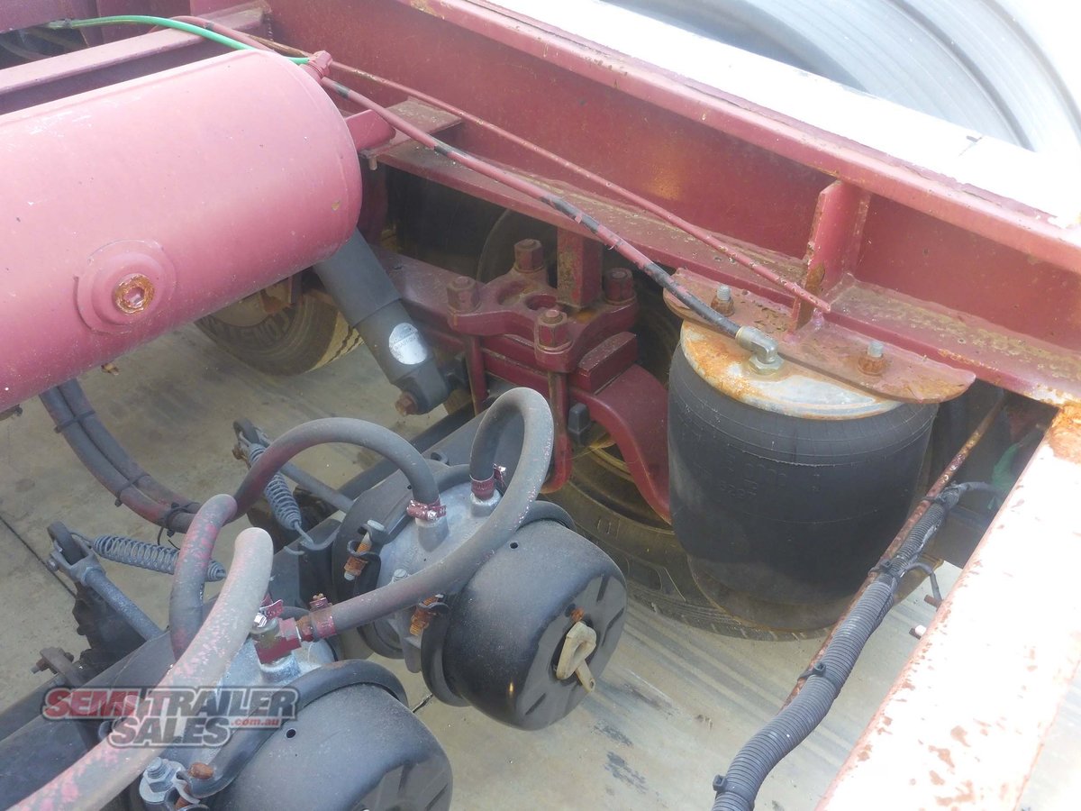 VAWDREY REFRIGERATED TRAILER