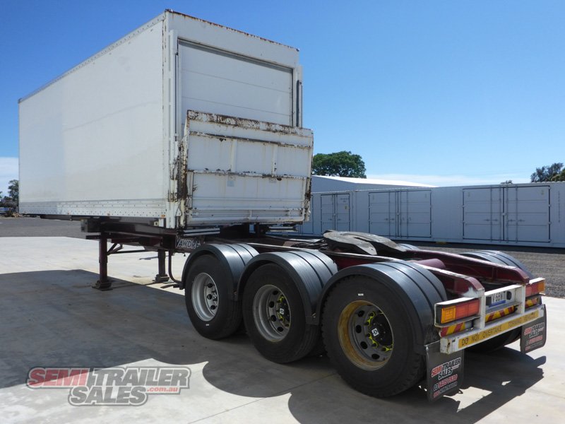 VAWDREY REFRIGERATED TRAILER