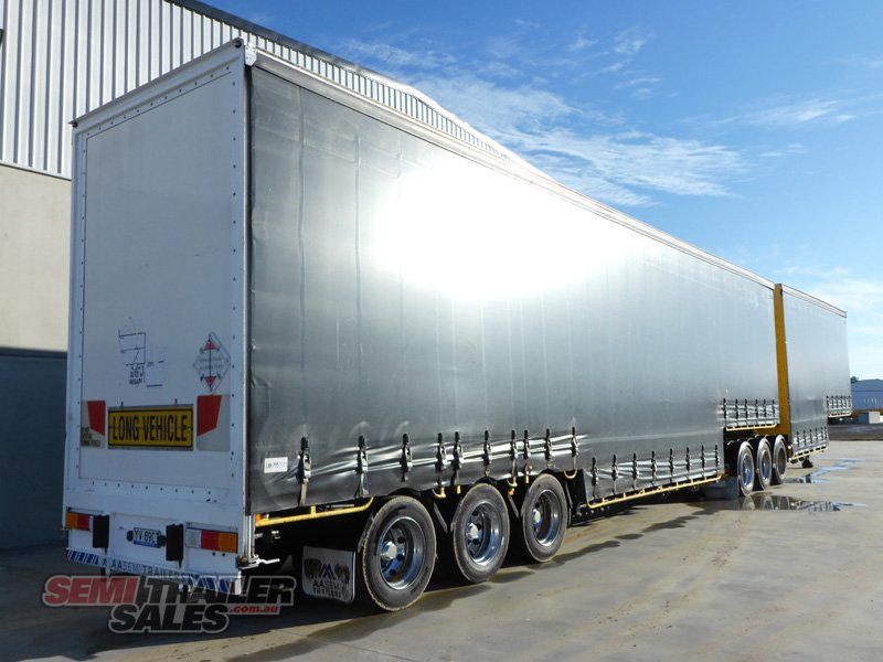 VAWDREY CURTAINSIDER TRAILER