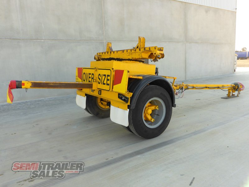 CUSTOM TRAILER