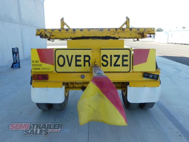 CUSTOM TRAILER