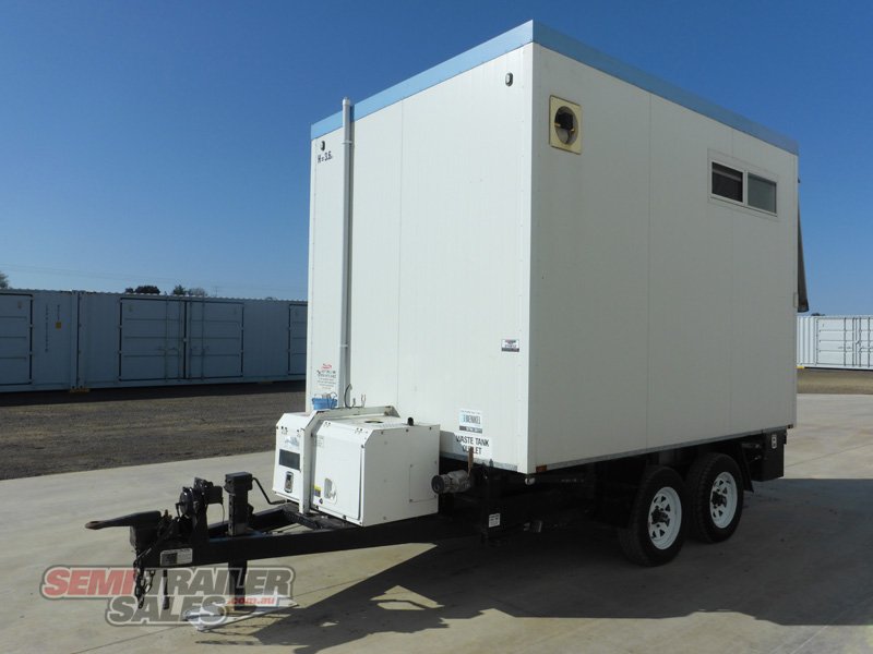 CUSTOM TRAILER