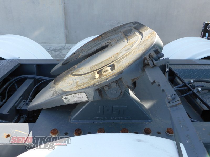 VAWDREY DROP DECK TRAILER