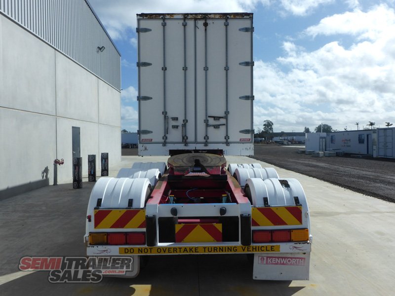 BARKER PANTECH TRAILER