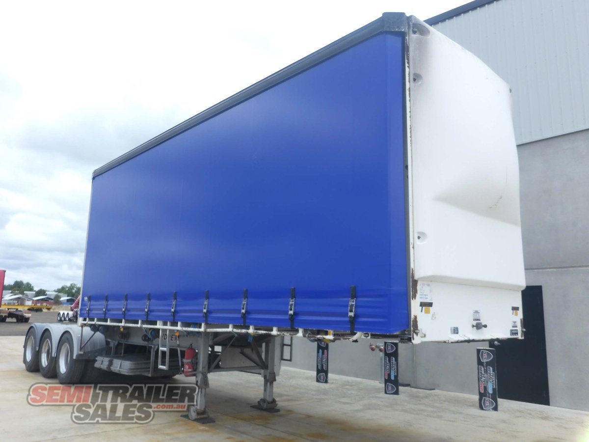 VAWDREY CURTAINSIDER TRAILER