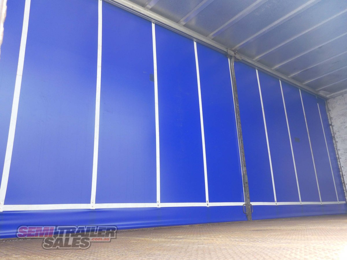 VAWDREY CURTAINSIDER TRAILER