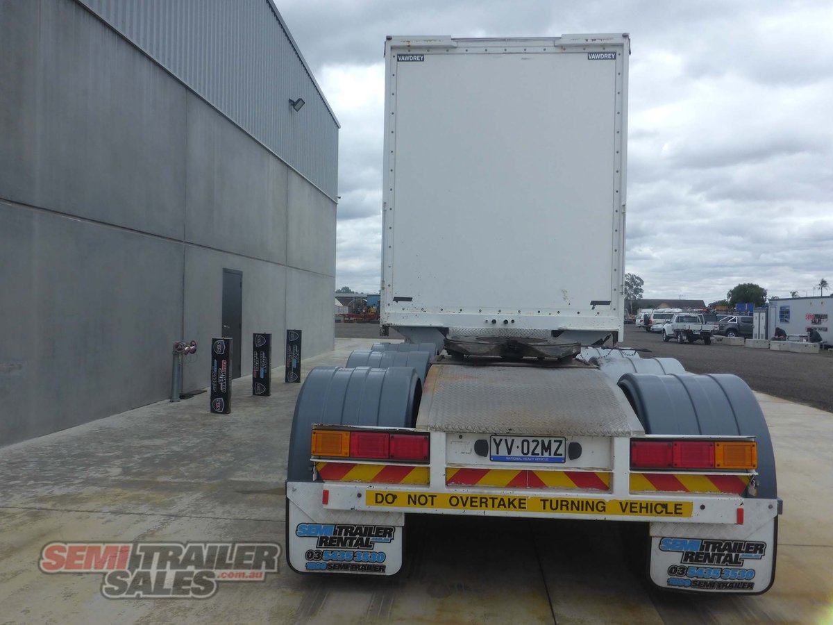 VAWDREY CURTAINSIDER TRAILER