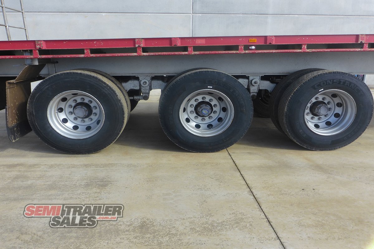 KRUEGER FLAT TOP TRAILER