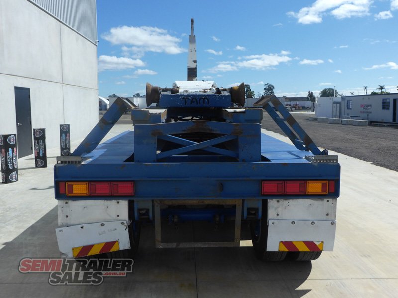 CUSTOM TRAILER