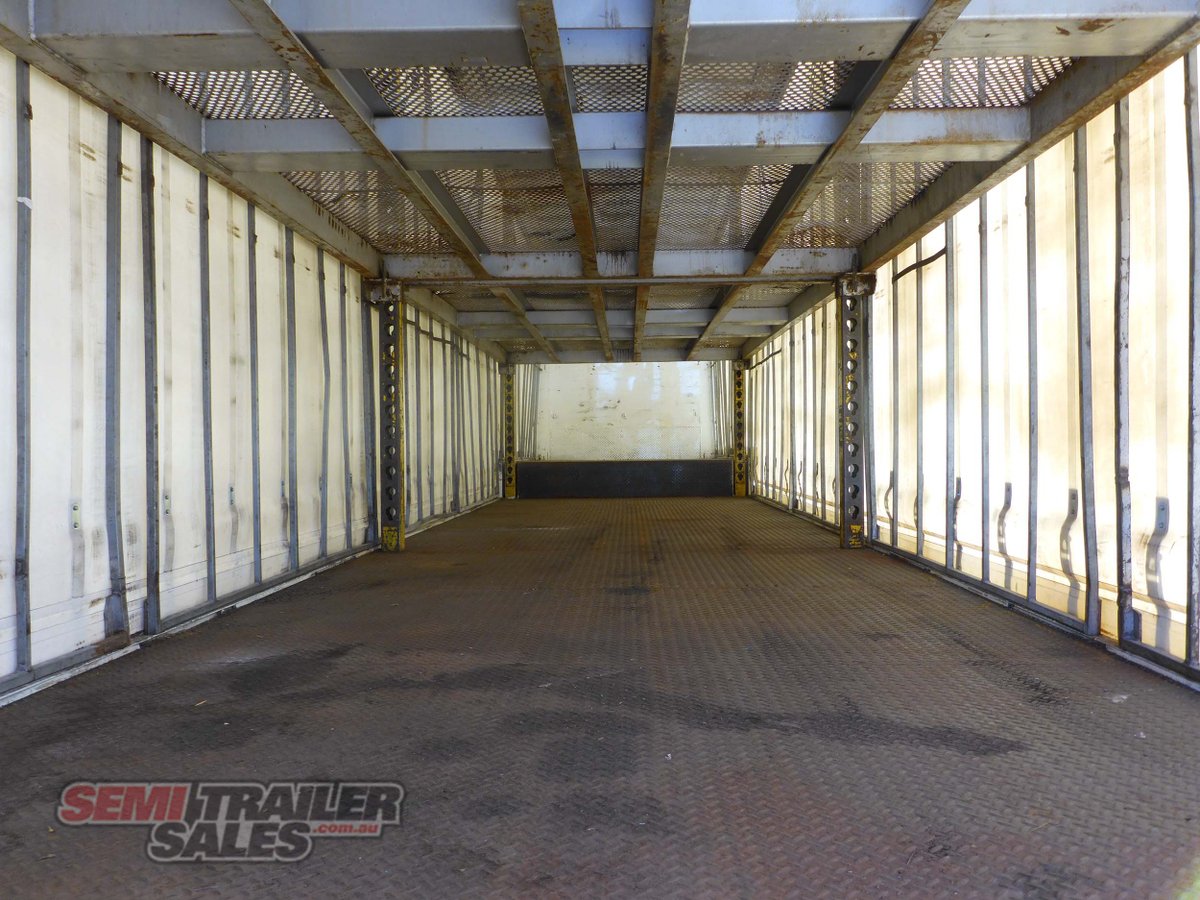 BARKER CURTAINSIDER TRAILER