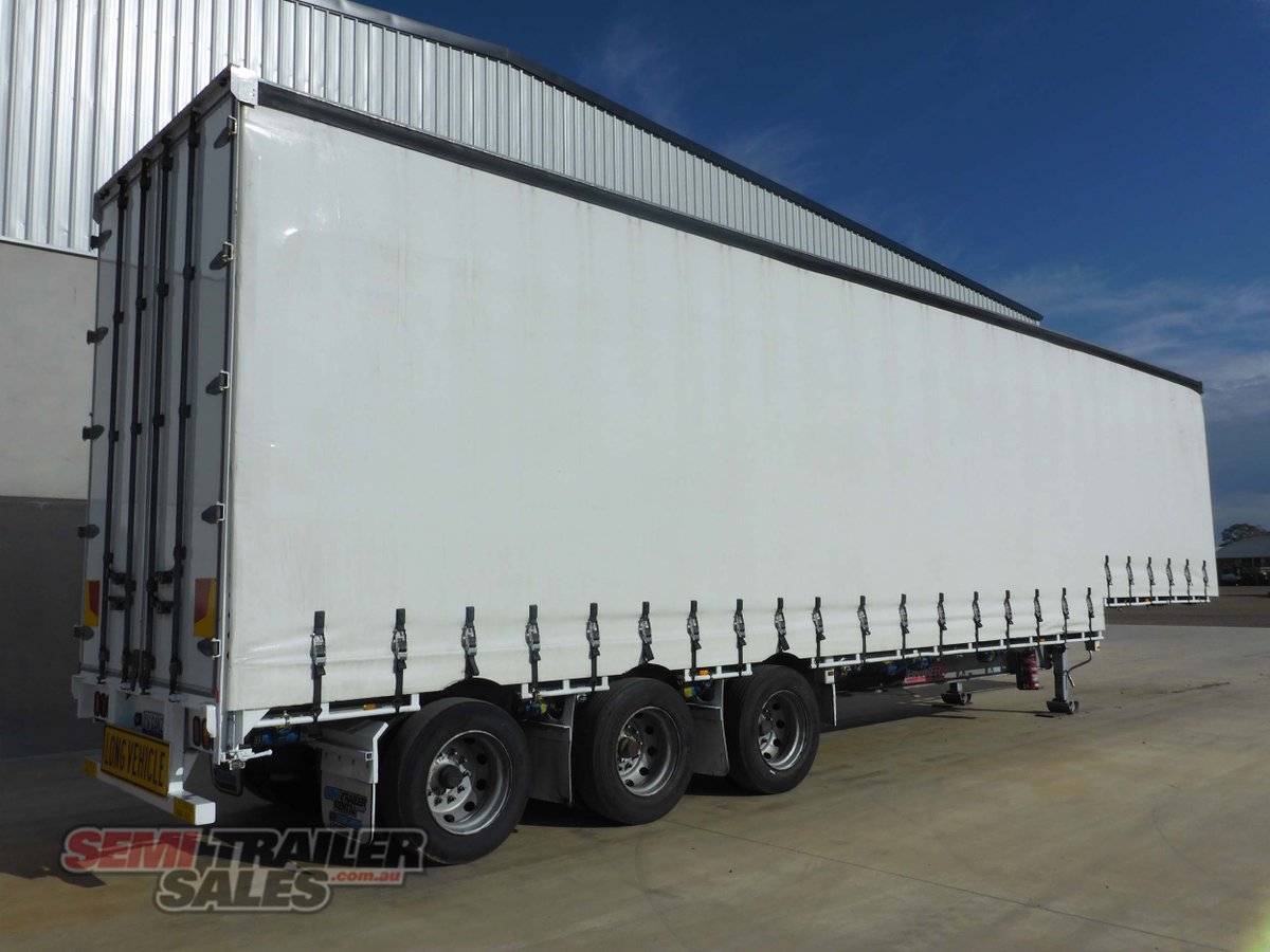 BARKER CURTAINSIDER TRAILER