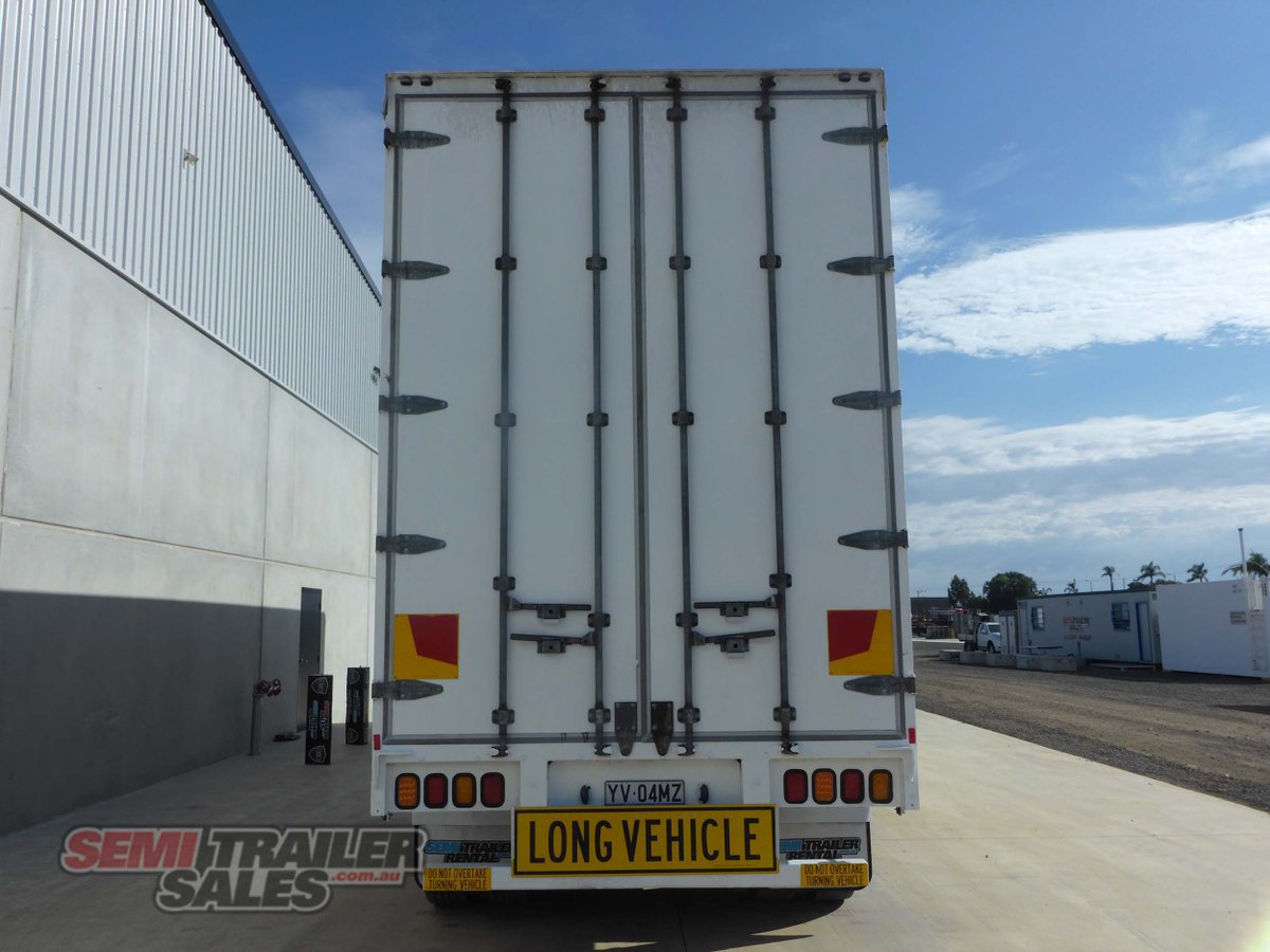 BARKER CURTAINSIDER TRAILER