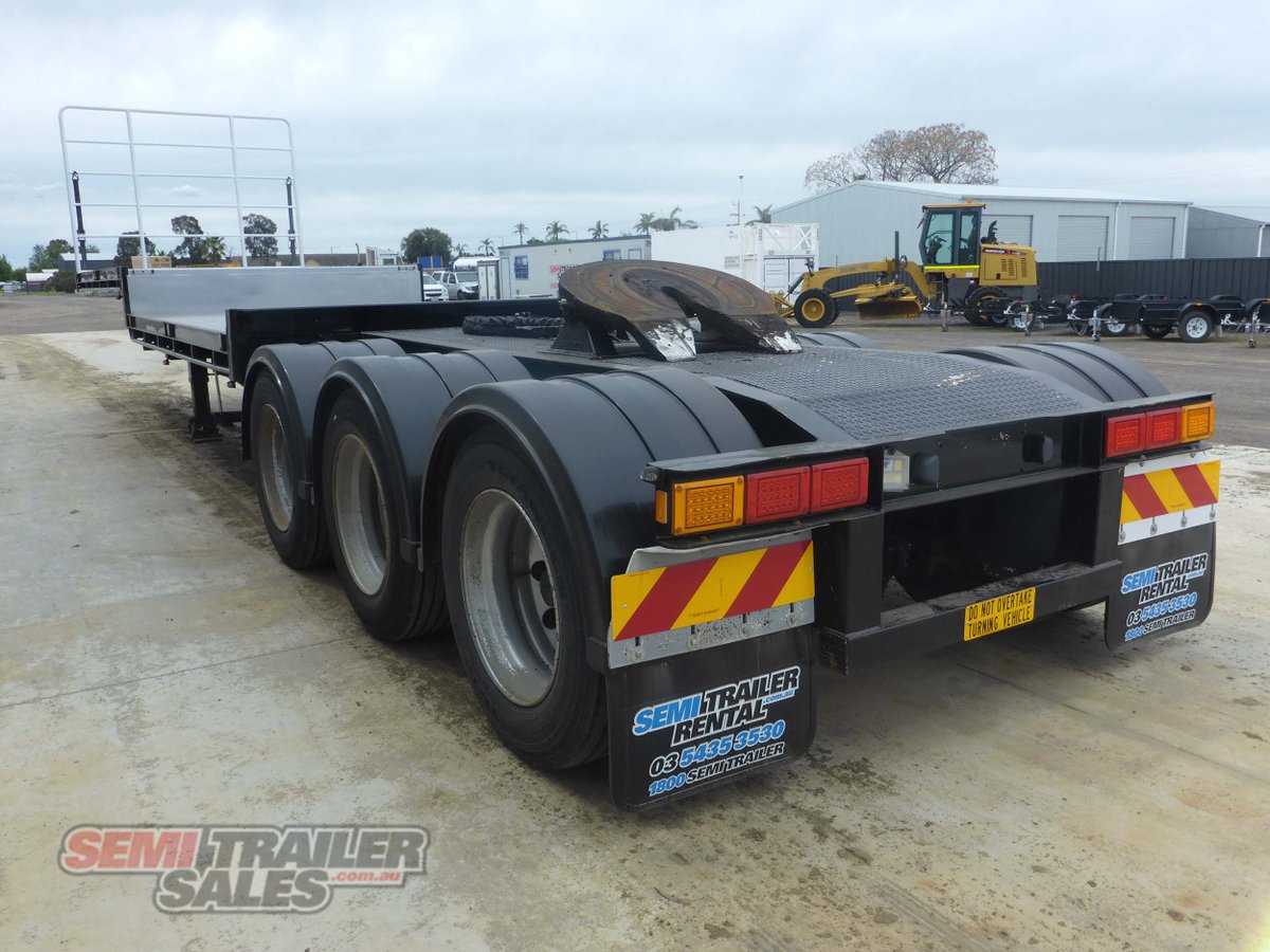 MAXITRANS DROP DECK TRAILER
