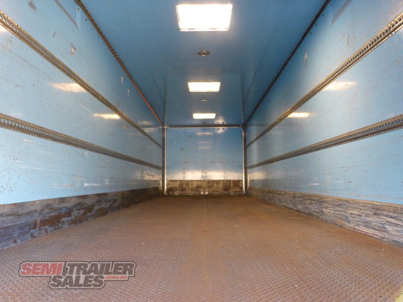 MAXITRANS PANTECH TRAILER
