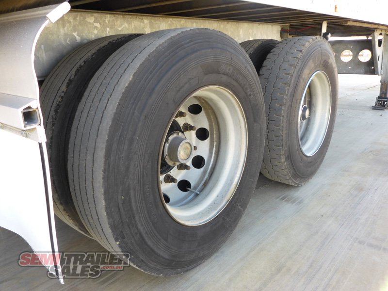 MAXITRANS PANTECH TRAILER