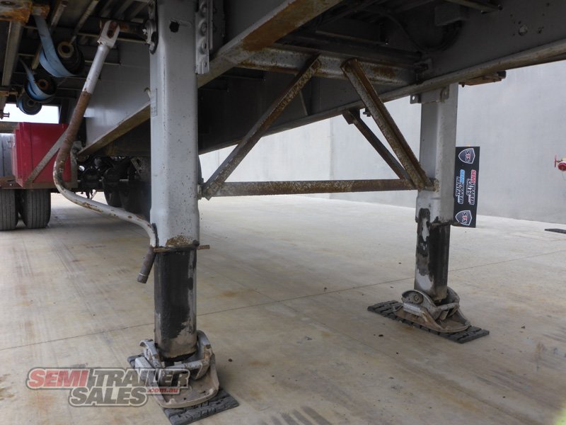 KRUEGER CURTAINSIDER TRAILER