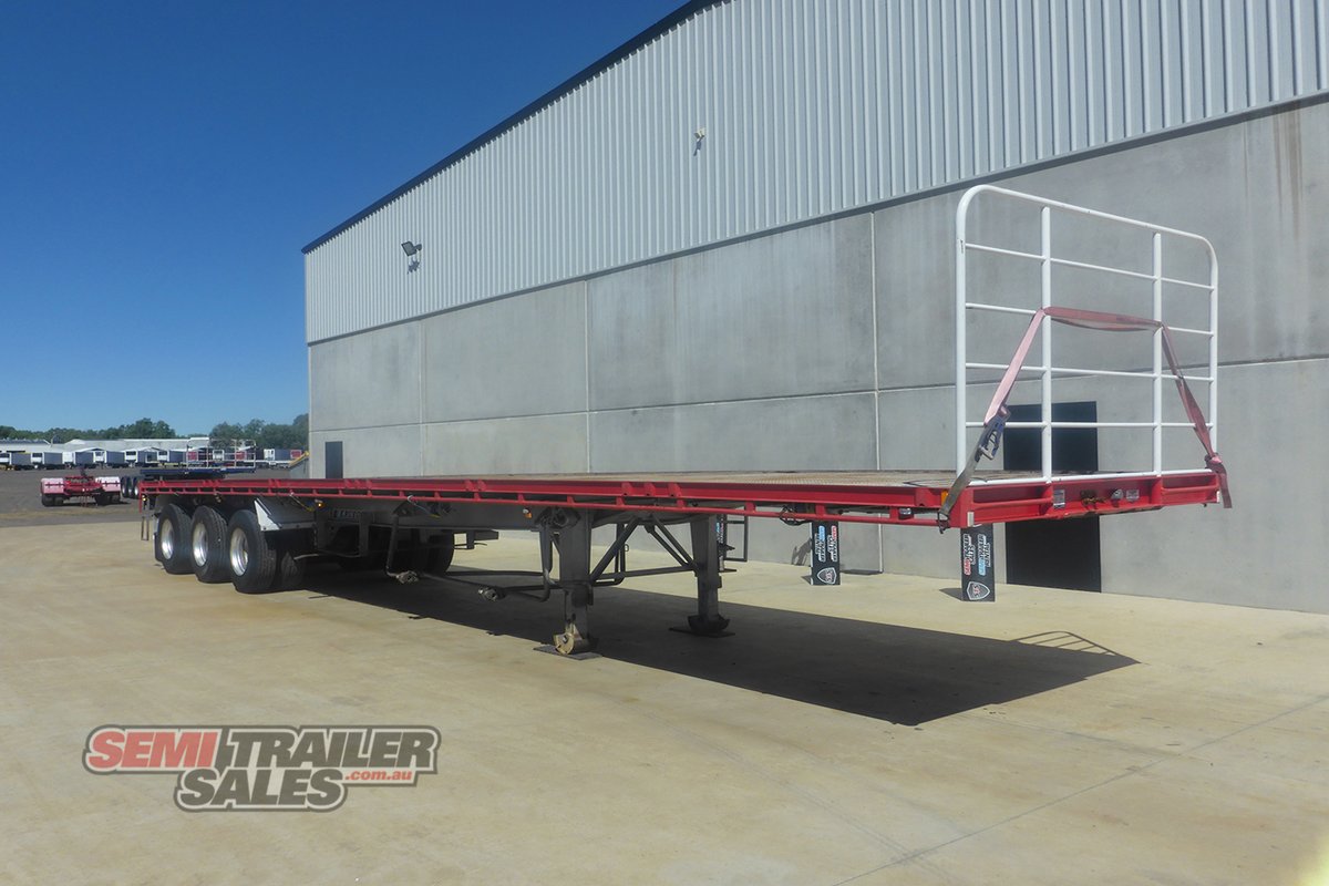 KRUEGER FLAT TOP TRAILER