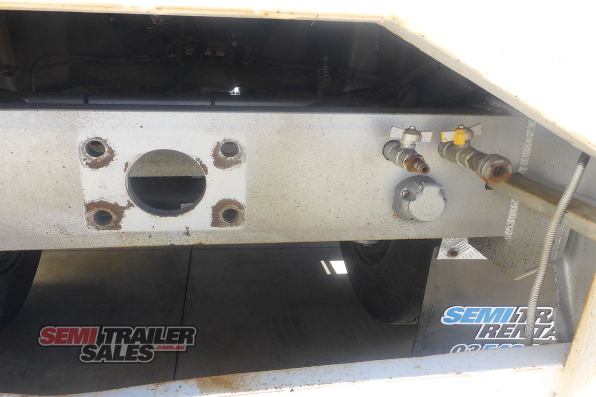 KRUEGER FLAT TOP TRAILER