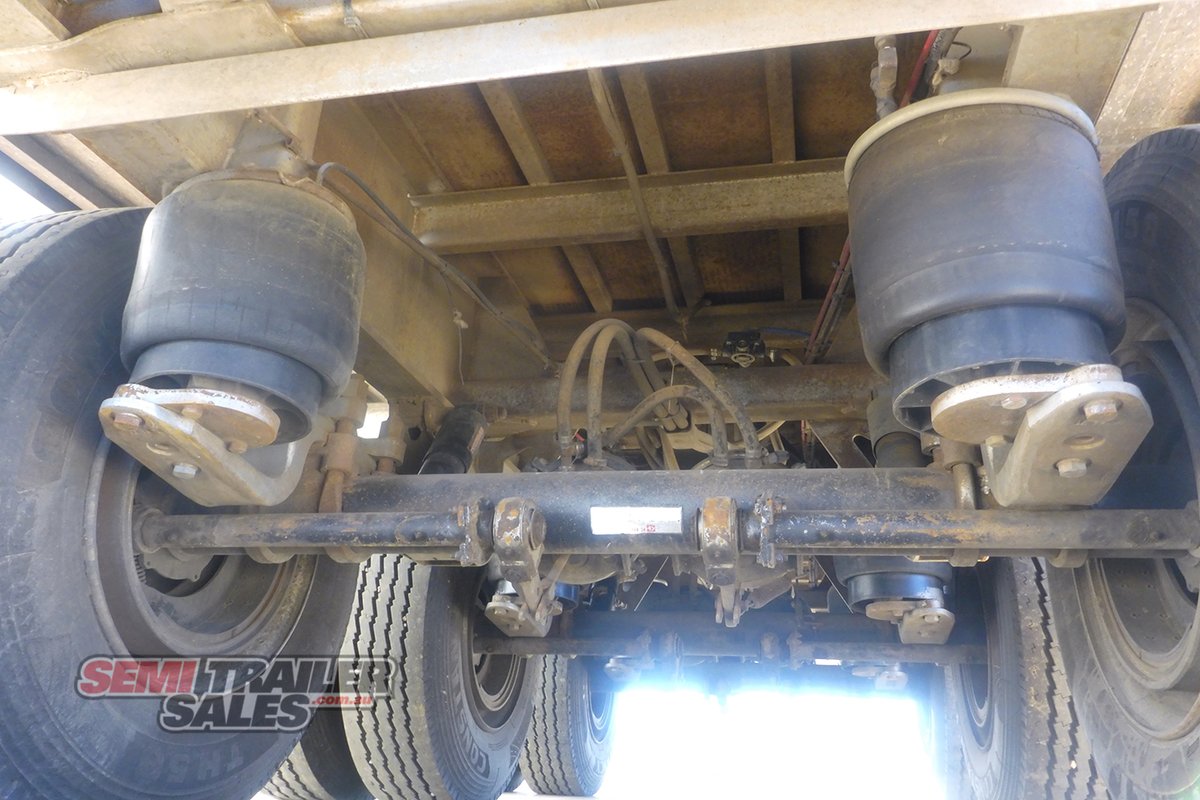 KRUEGER FLAT TOP TRAILER