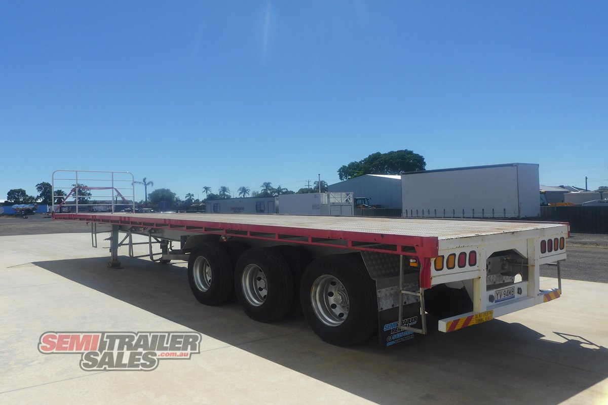 KRUEGER FLAT TOP TRAILER