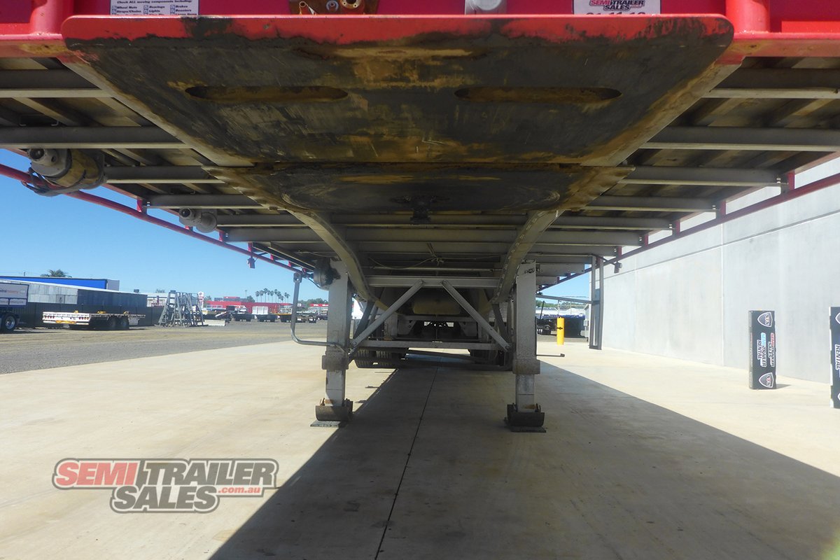 KRUEGER FLAT TOP TRAILER