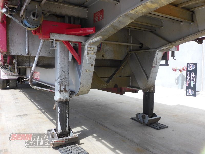 BARKER DROP DECK TRAILER