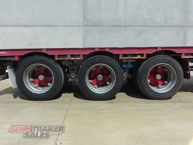 BARKER DROP DECK TRAILER