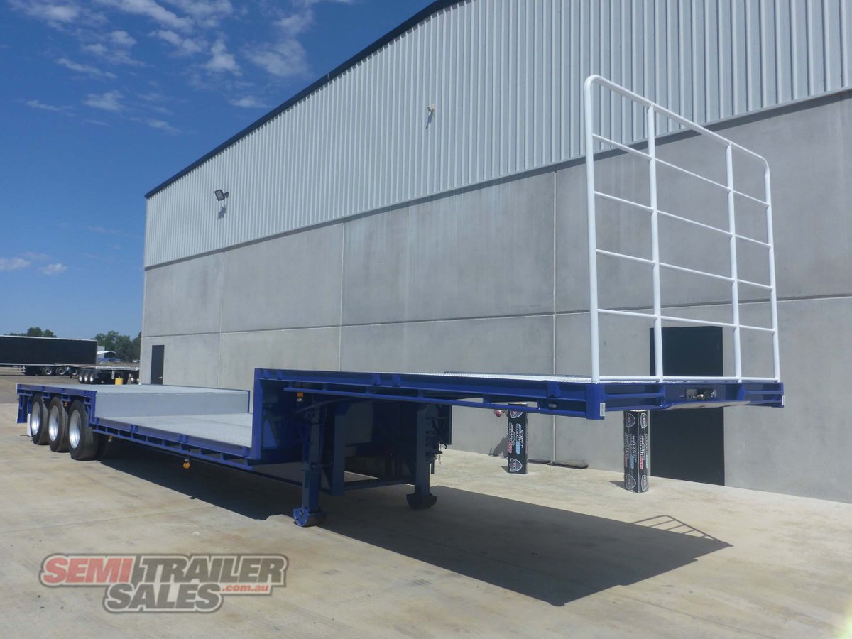 MAXITRANS DROP DECK TRAILER