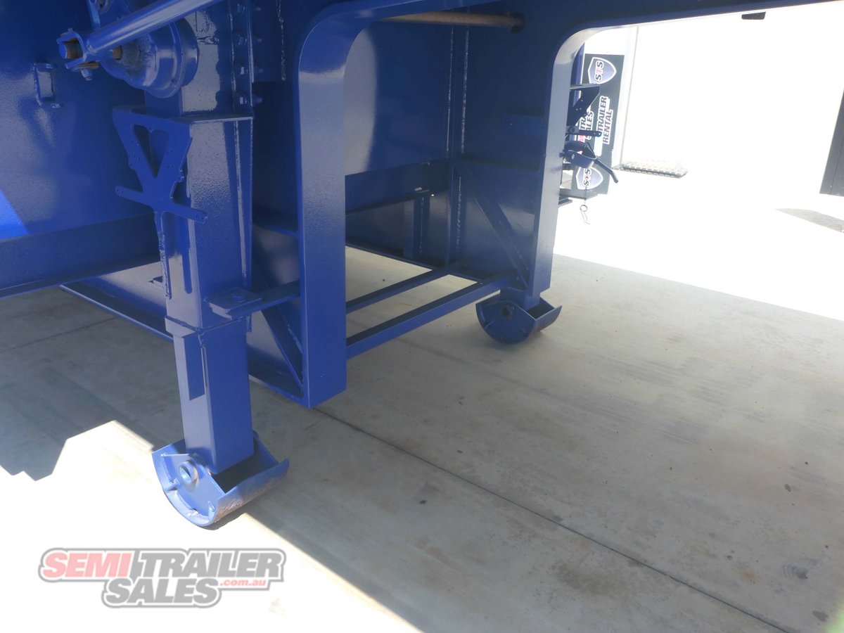MAXITRANS DROP DECK TRAILER