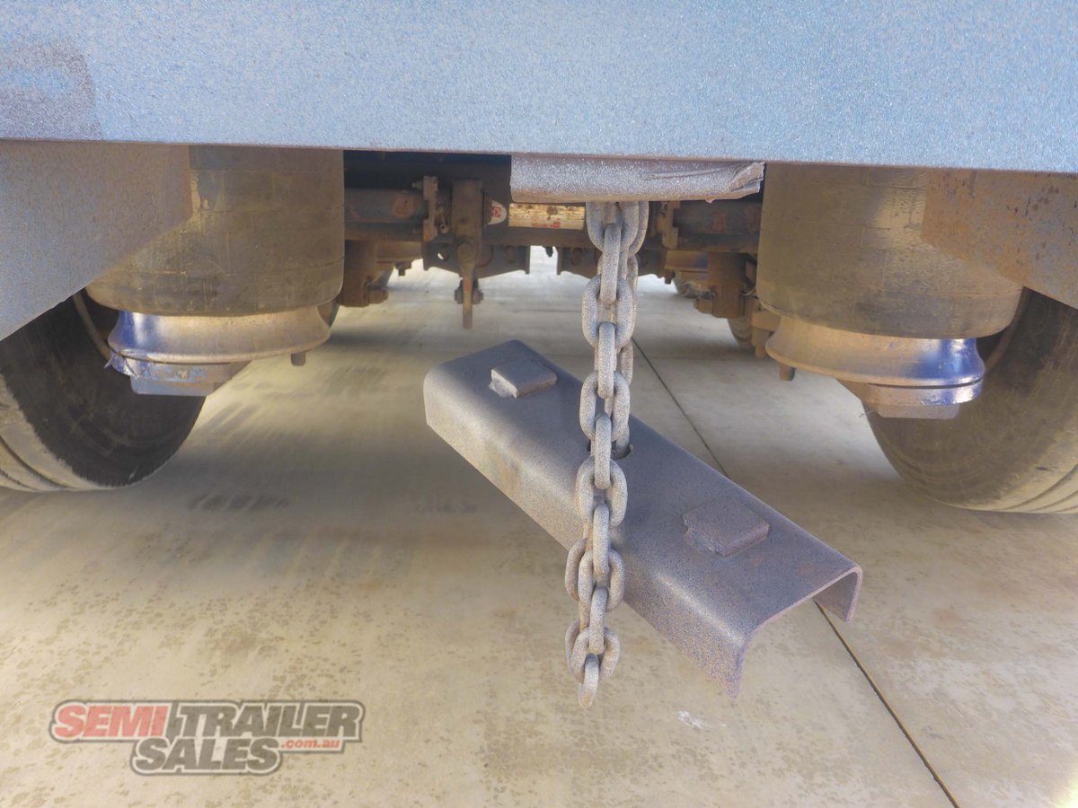 MAXITRANS DROP DECK TRAILER